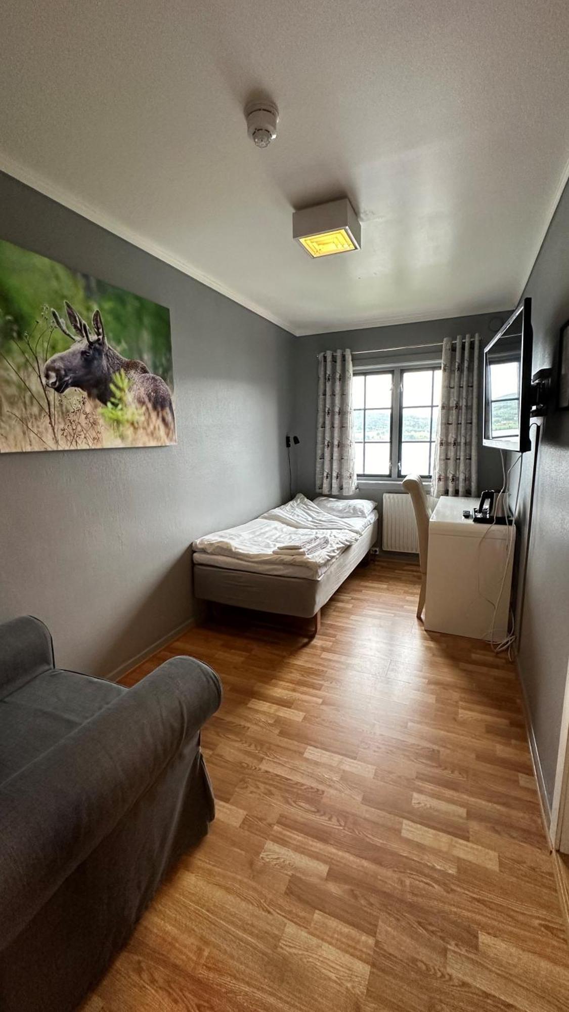 Kroderen Kro & Motel As Hamremoen Exteriör bild