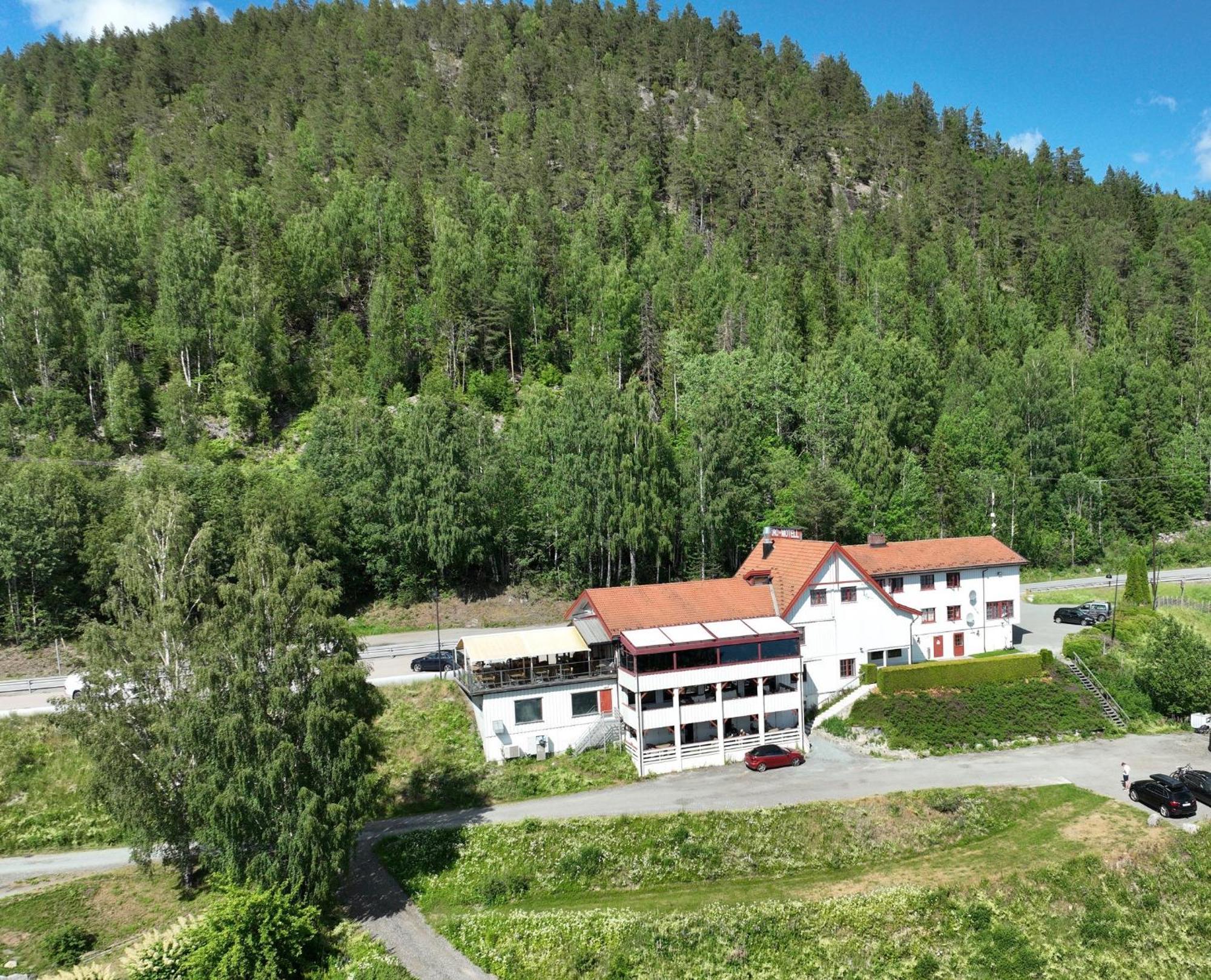 Kroderen Kro & Motel As Hamremoen Exteriör bild